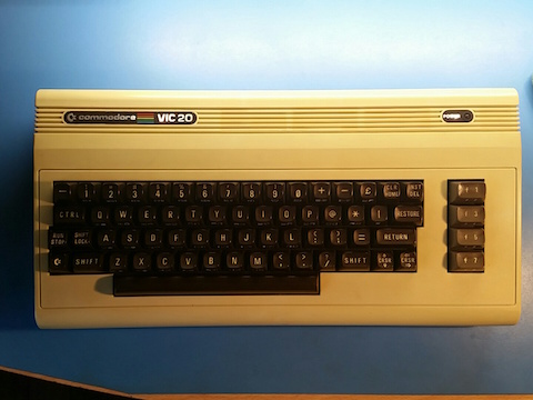 A nice Commodore VIC20, very yellow